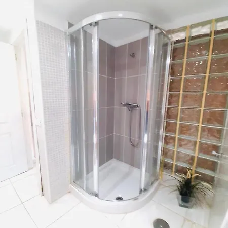 Διαμέρισμα 3min To The Beach Charming And Newly Refurbished Apartment. Los Cristianos (Tenerife)