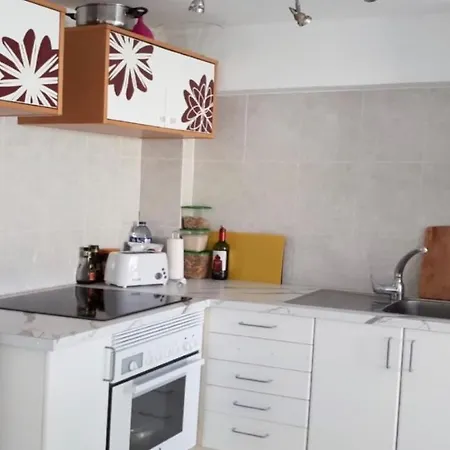 Lägenhet 3min To The Beach Charming And Newly Refurbished Apartment.