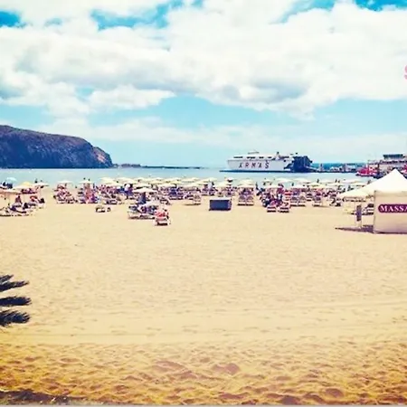 3min To The Beach Charming And Newly Refurbished Apartment. Lejlighed *